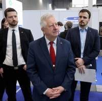  Brně se diskutovalo o trendech ve vývoji a výrobě bezpilotních prostředků, na konferenci vystoupil také ministr obrany